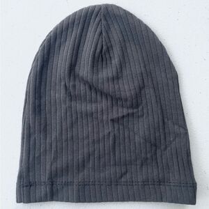 Infant Gray Ribbed Beanie Hat Size M Soft Stretch Baby Cap